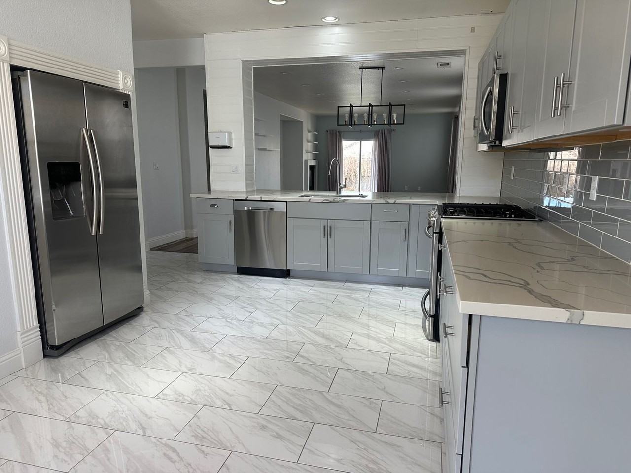 420 Ruffian Ct - Photo 3 of 17