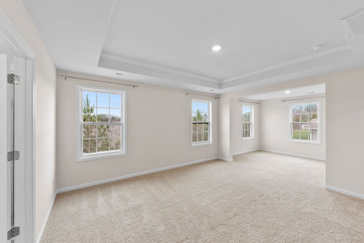 1565 Cambria Ct - Photo 6 of 18