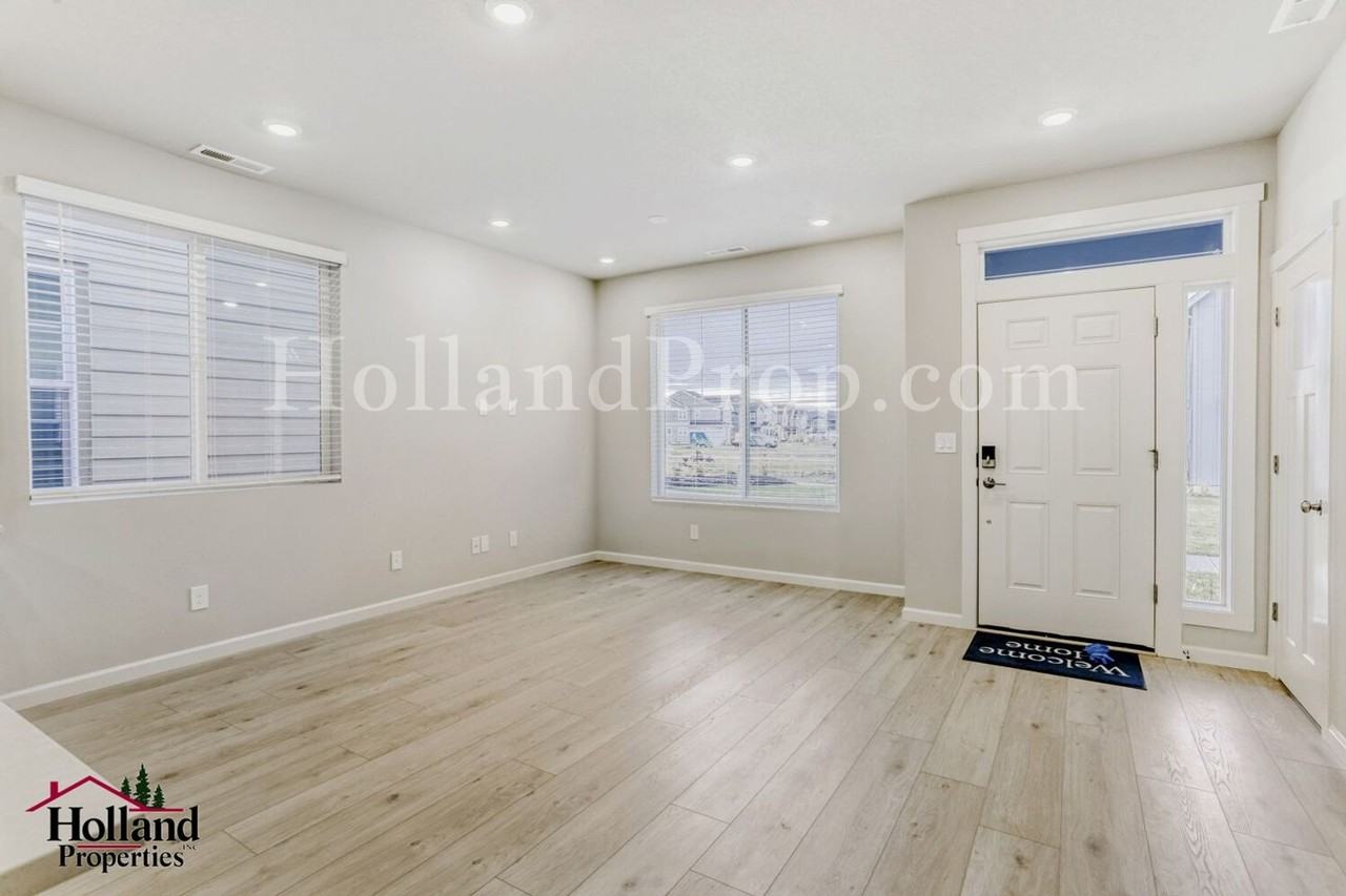 8366 Se Brooks Ln - Photo 7 of 25