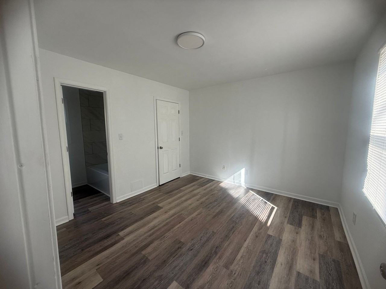 572 Portsmouth Blvd - Photo 6 of 19