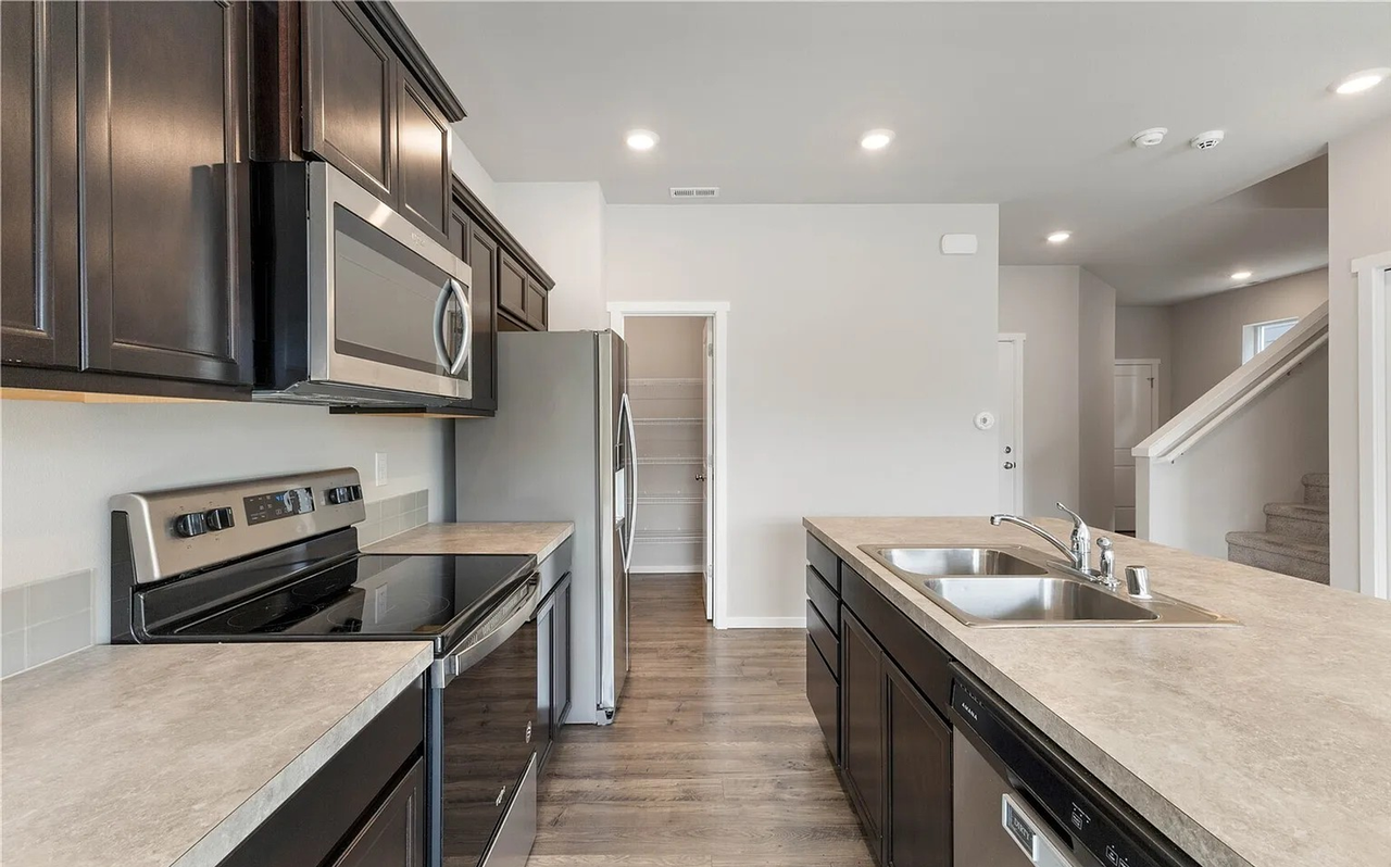 18422 110th Ave E - Photo 3 of 21