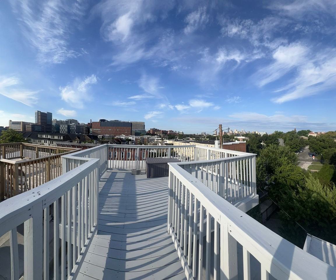 1704 E Chase St - Photo 4 of 21