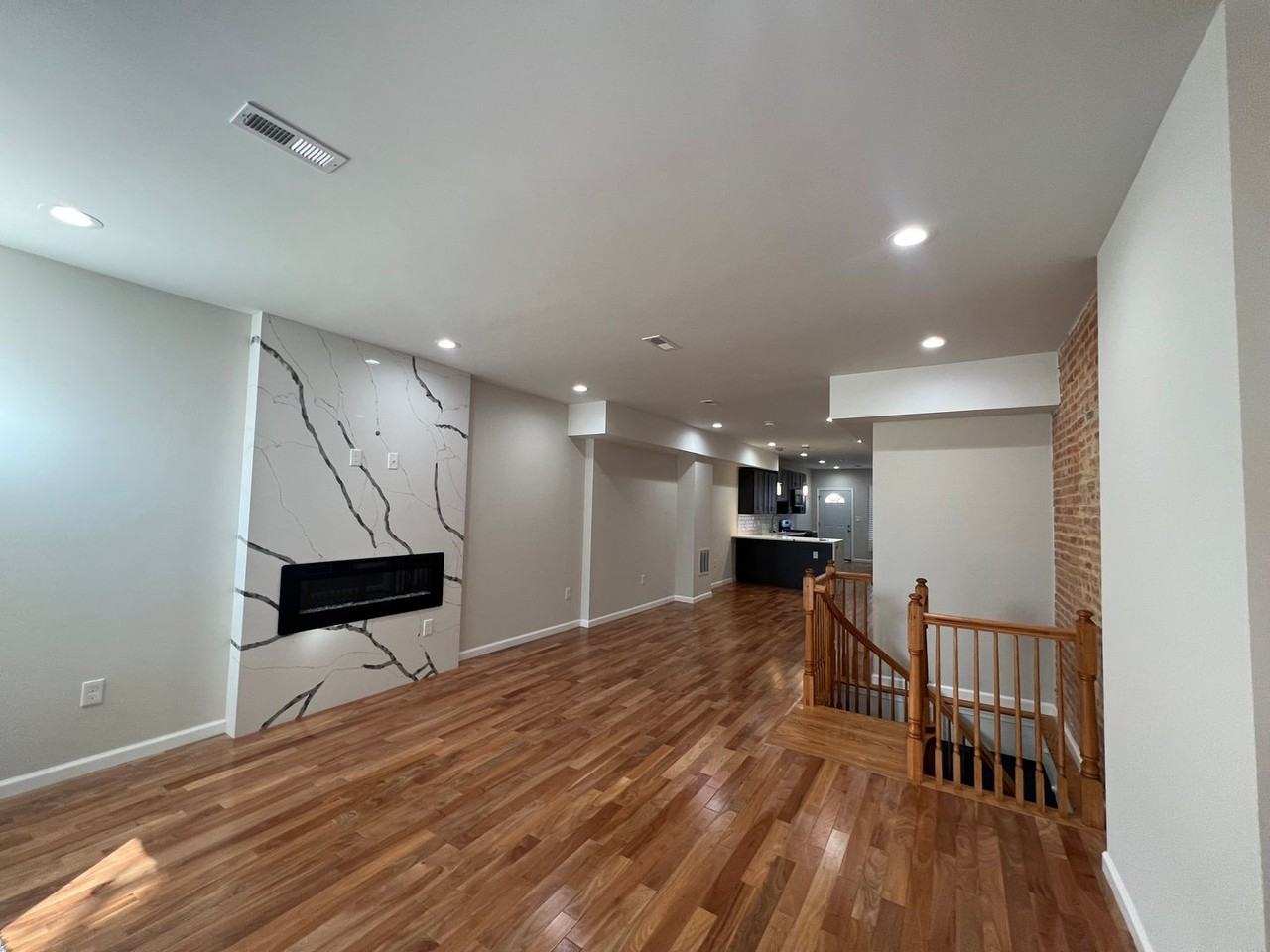 1704 E Chase St - Photo 7 of 21