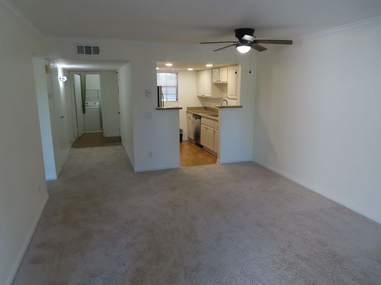 14972 Avenida Venusto #62 - Photo 3 of 24