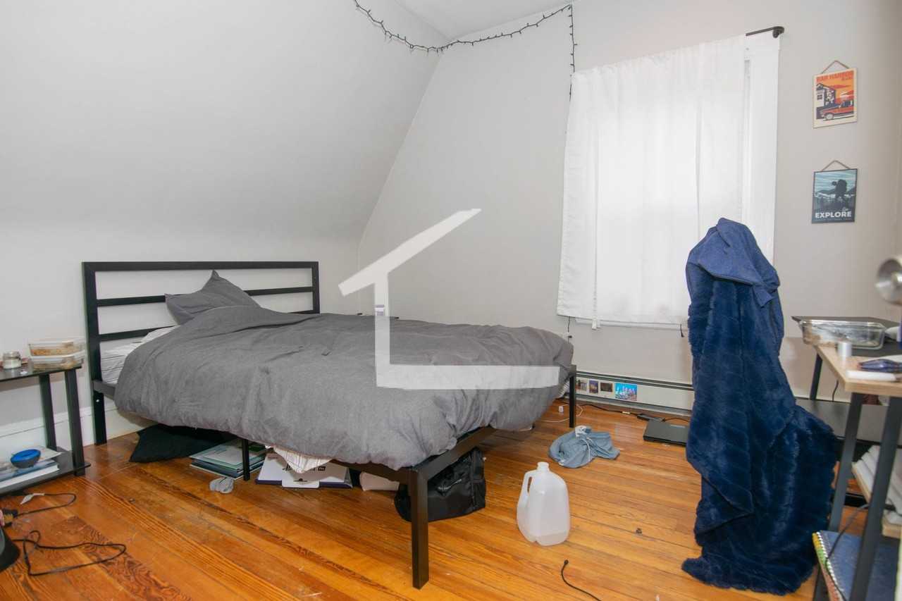 66 Quint Ave - Photo 4 of 14