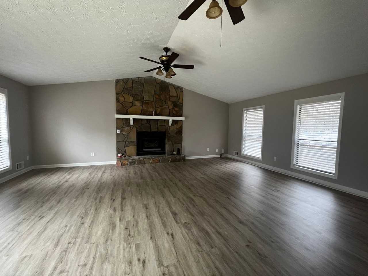 1601 Cumberland Trce - Photo 6 of 24