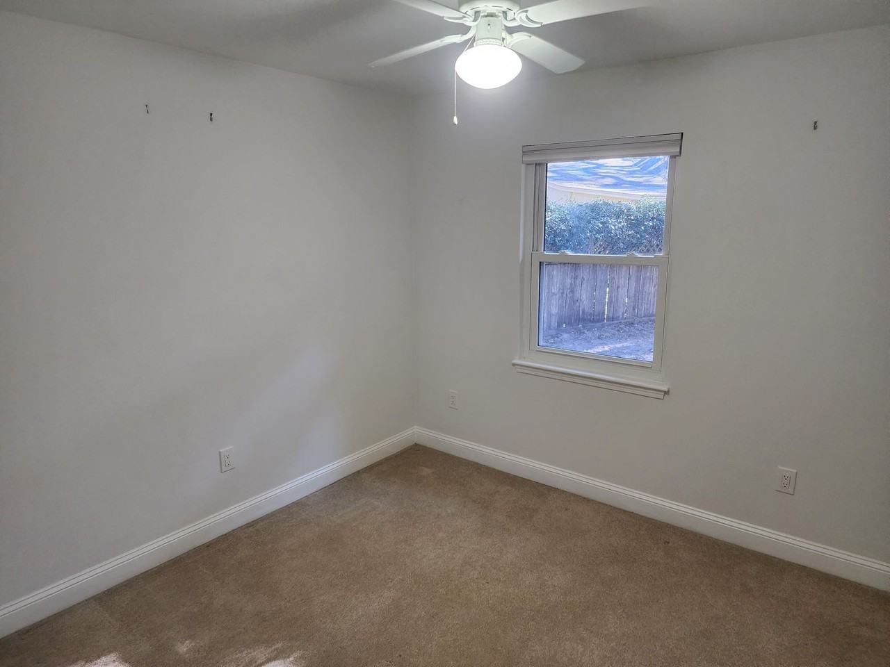 1412 Plantation Oaks Ter - Photo 7 of 41