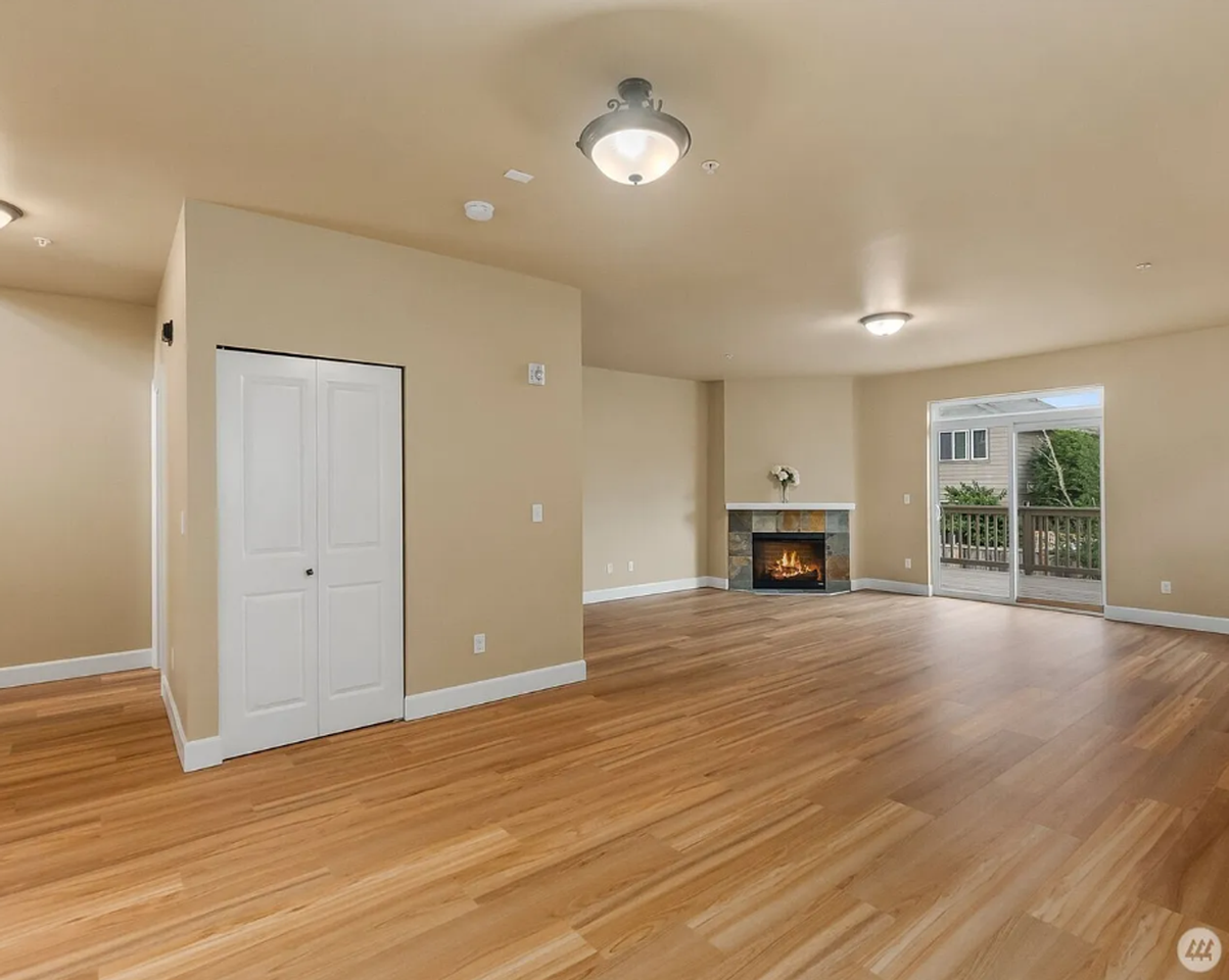 4325 Oso Berry Way Nw #105 - Photo 5 of 17