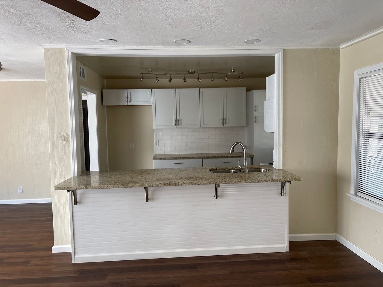 4036 E 25th Pl - Photo 6 of 20