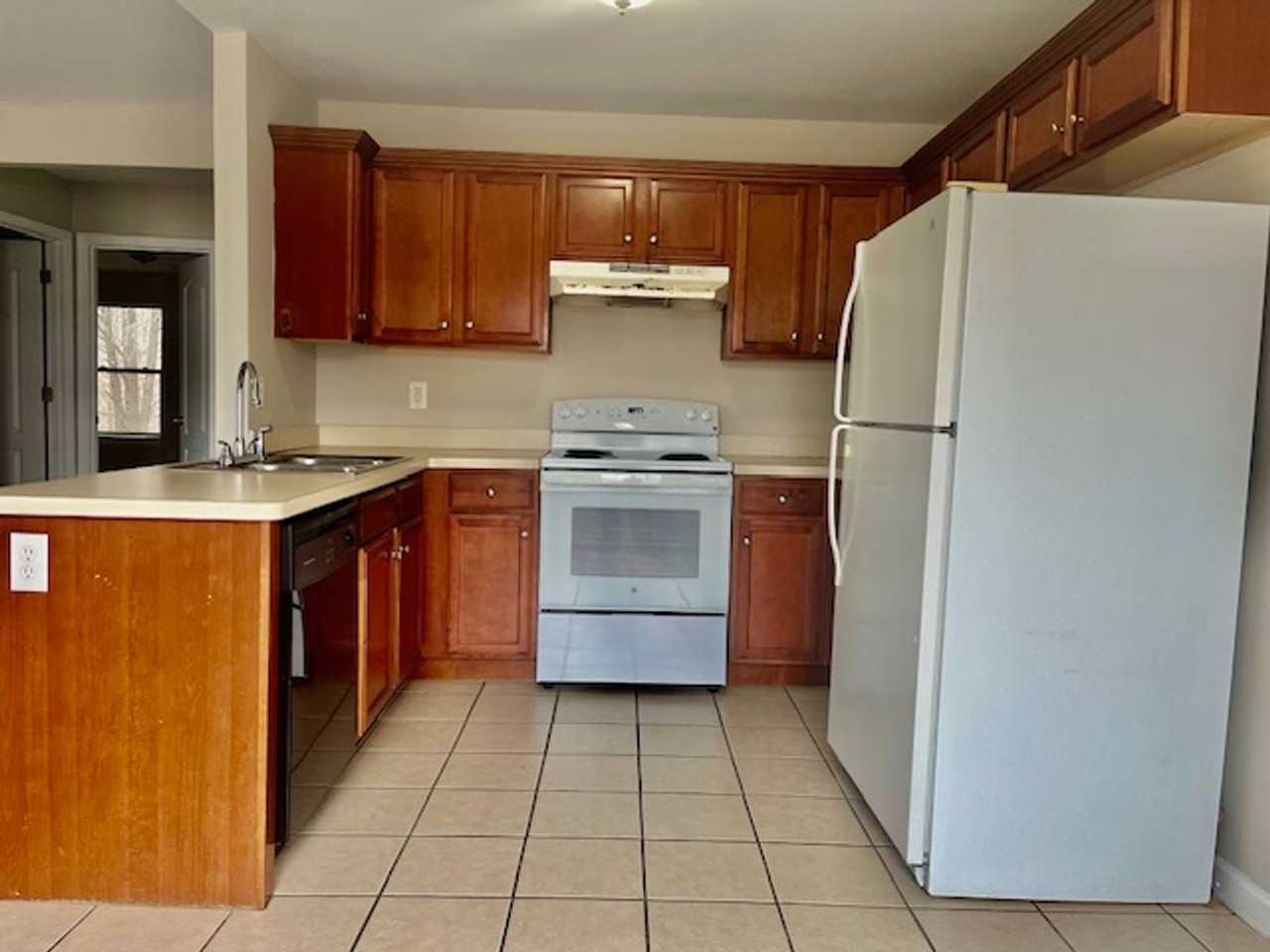 146 Melody Ln Nw - Photo 5 of 11