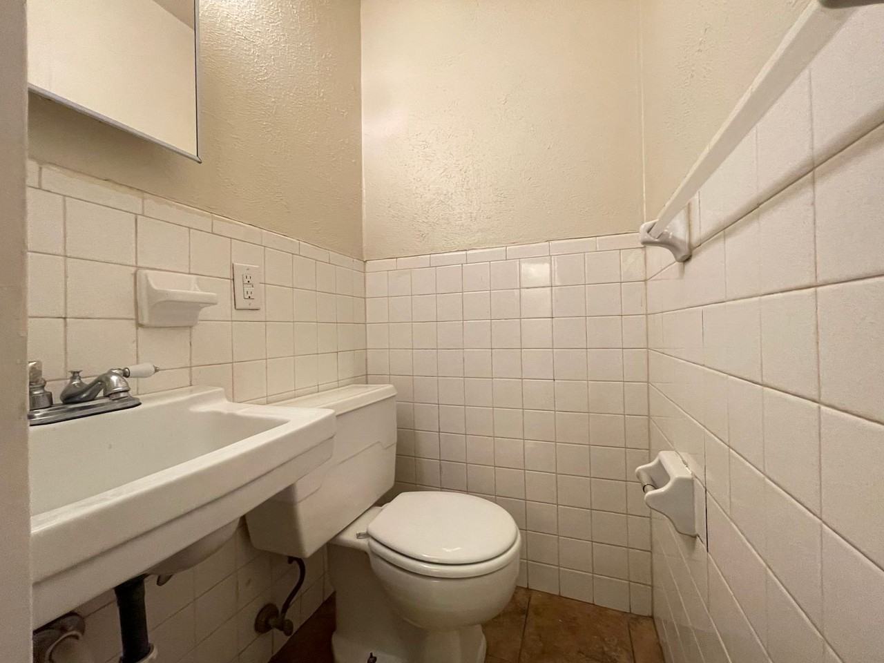 1913 1913 Nolen Court Arlington - A #A - Photo 7 of 22