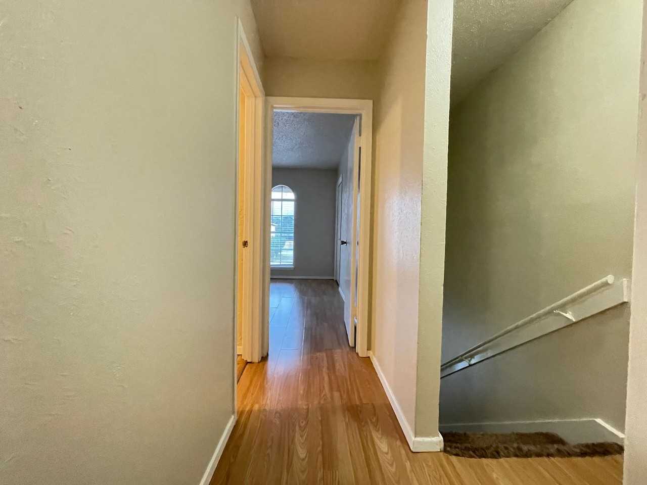 1913 1913 Nolen Court Arlington - A #A - Photo 5 of 22