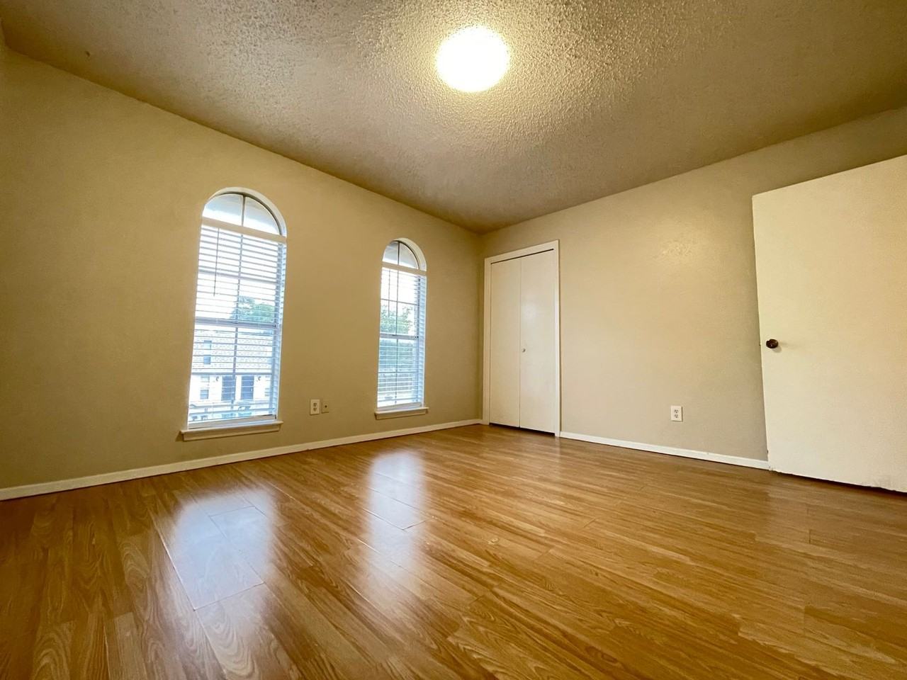 1913 1913 Nolen Court Arlington - A #A - Photo 7 of 22