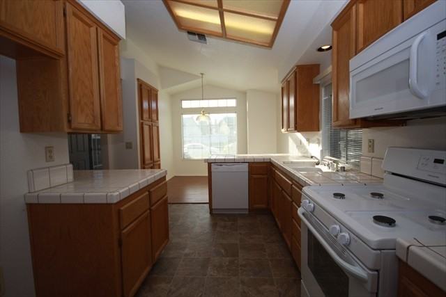 8332 Calleystone Way - Photo 5 of 19