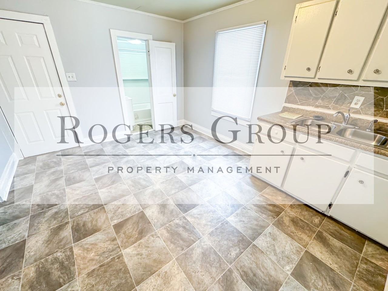 908 Crozier St - Photo 2 of 8