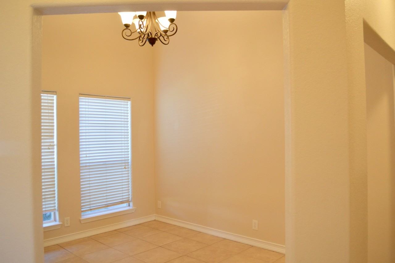 8234 Misty Willow St - Photo 4 of 15