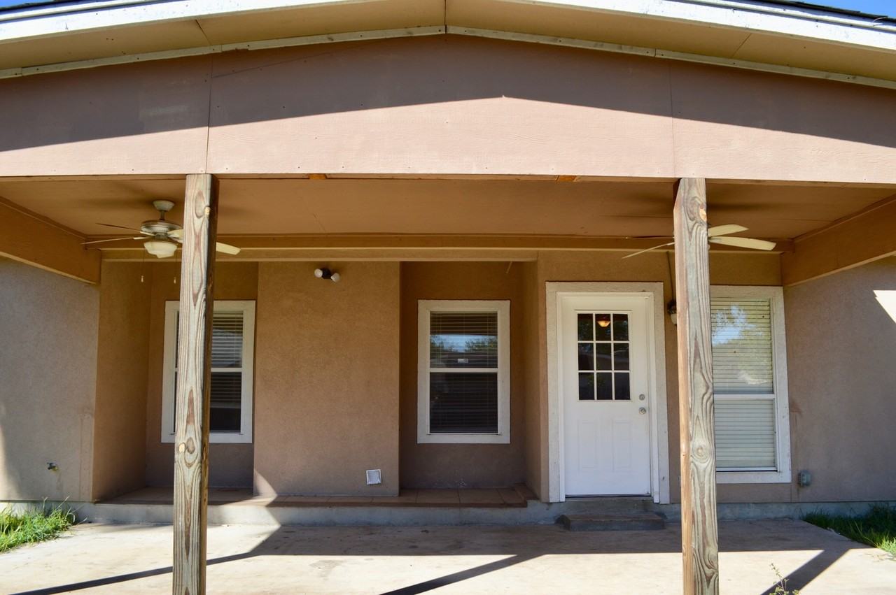 8234 Misty Willow St - Photo 5 of 15