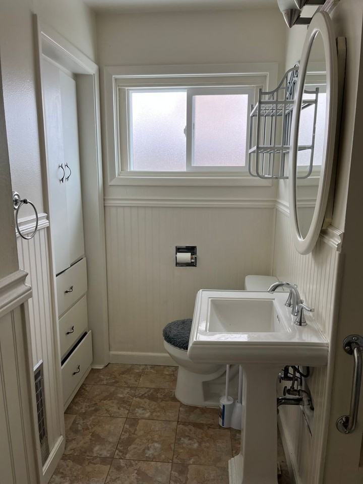 2444 Garden Ave - Photo 5 of 12