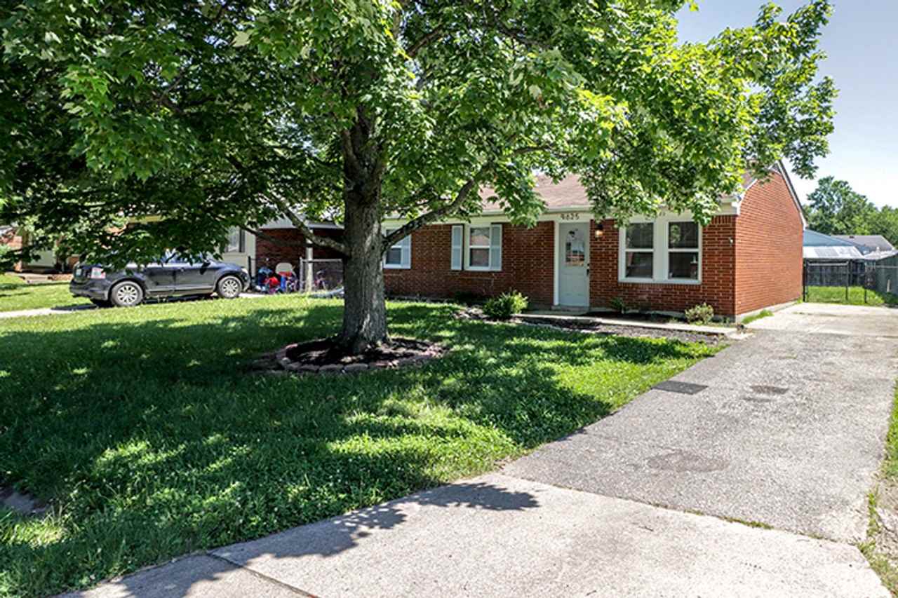 9625 Scarborough Ave - Photo 3 of 25