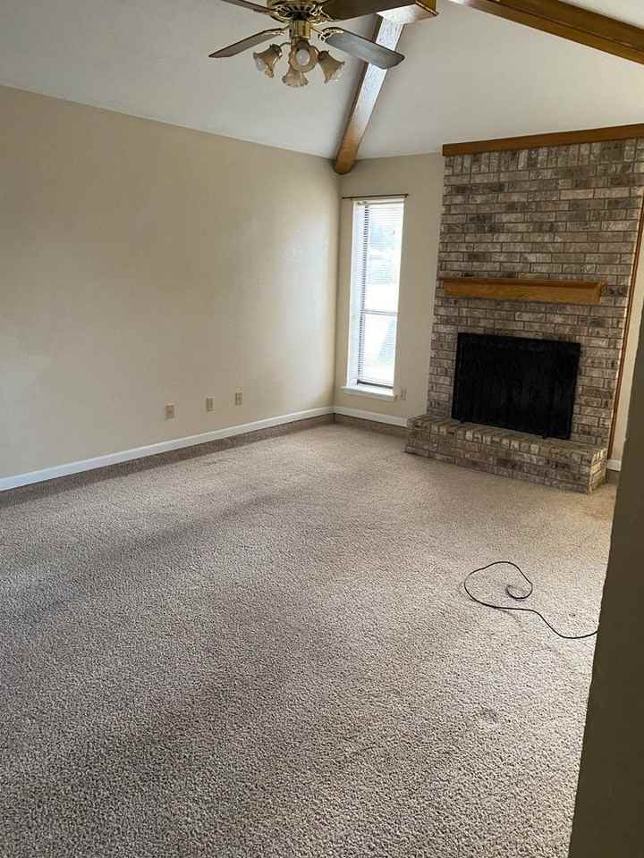 6209 Live Oak Trl - Photo 3 of 29