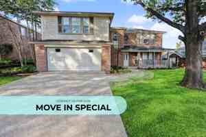 featured image of 611 Mariposa Dr