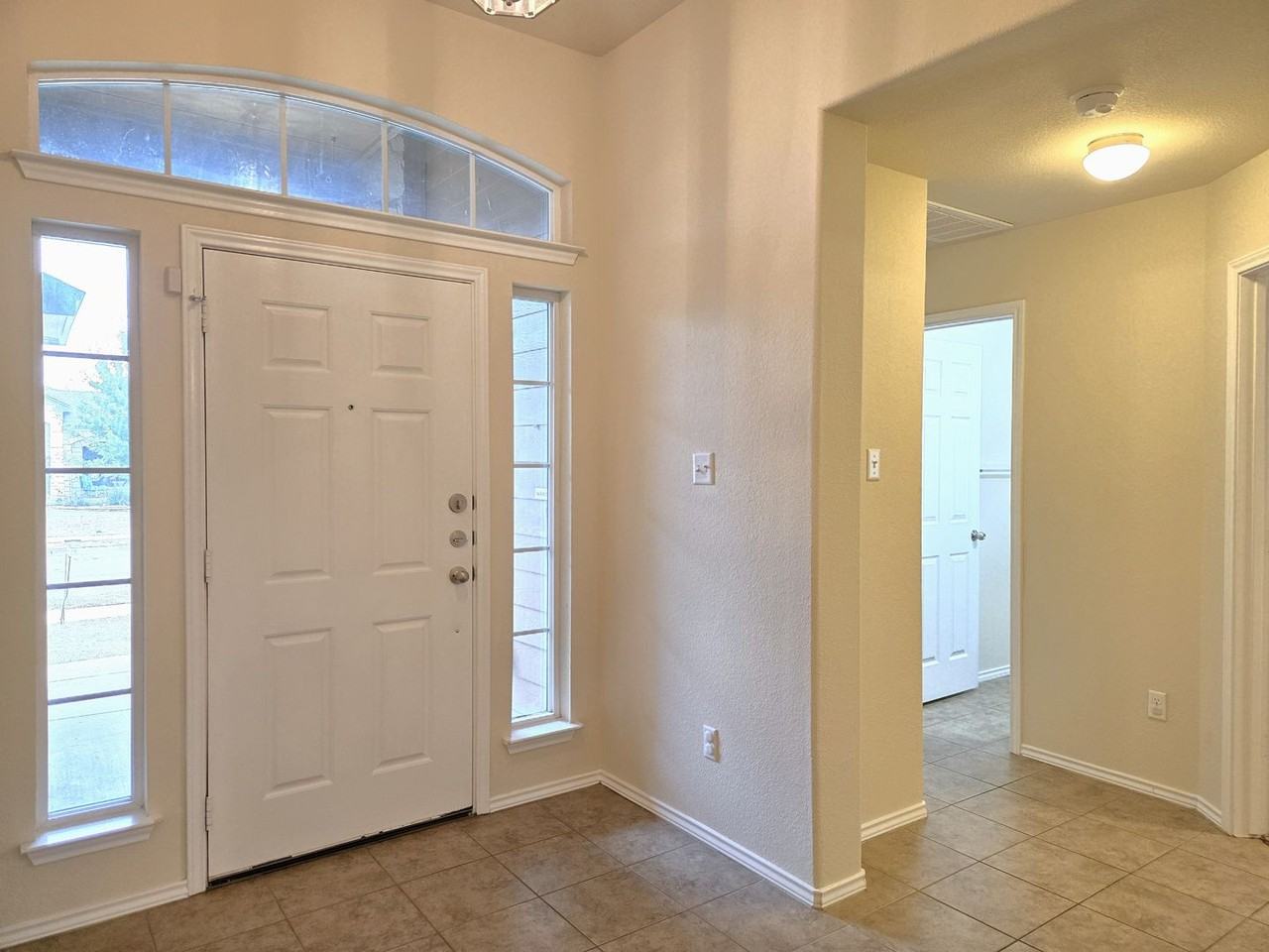 9429 Centennial Dr - Photo 2 of 21