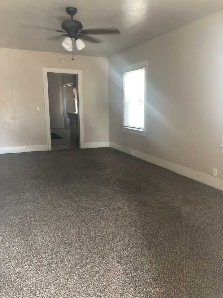 733 Louise Ave - Photo 3 of 3