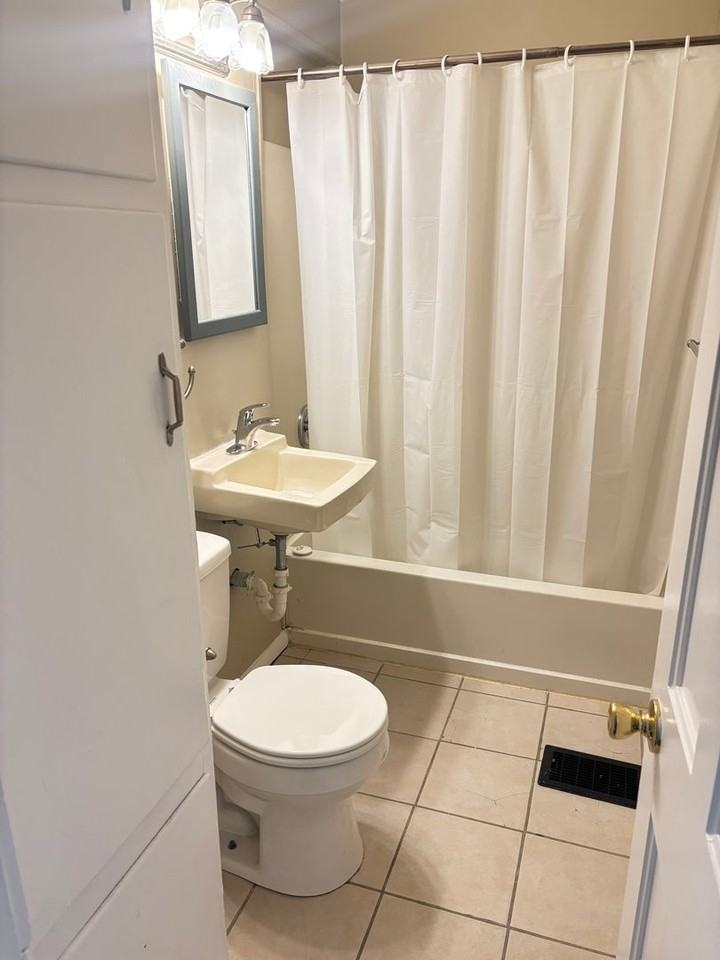 2526 Clara Ave - Photo 6 of 13