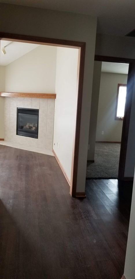 3717 Shadow Creek Dr - Photo 4 of 14