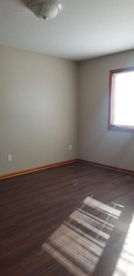 3717 Shadow Creek Dr - Photo 6 of 14