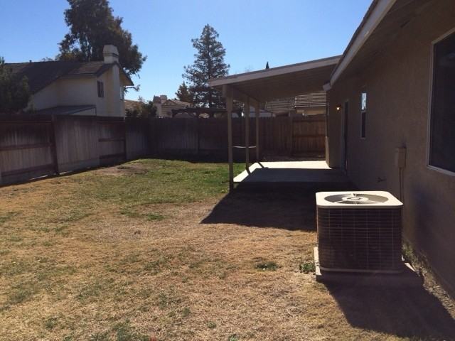 384 Chestnut St - Photo 5 of 41