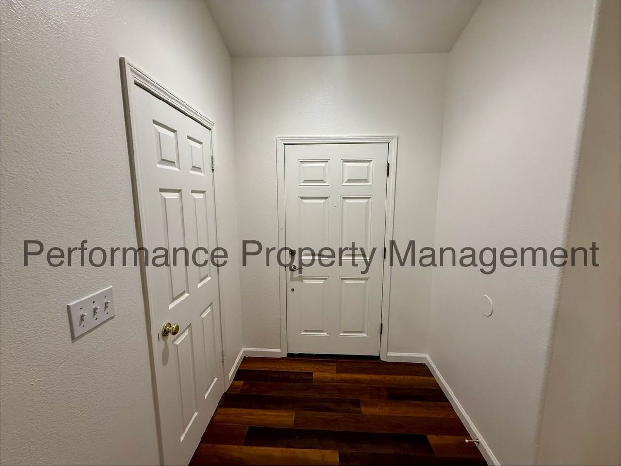 12607 Spoleto Ave - Photo 2 of 21