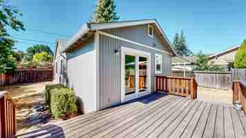 featured image of 13910 Village Ave