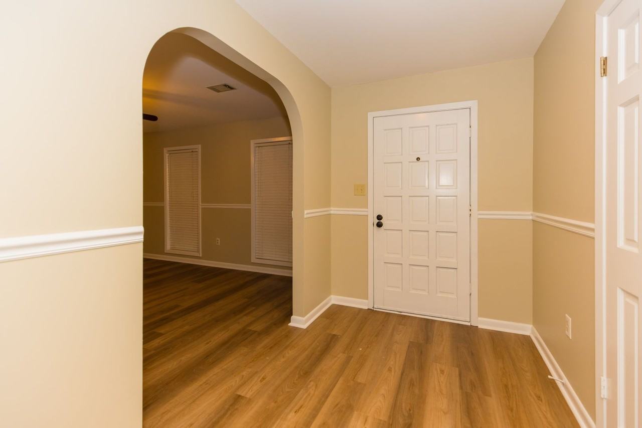 1805 Covey Dr - Photo 2 of 22