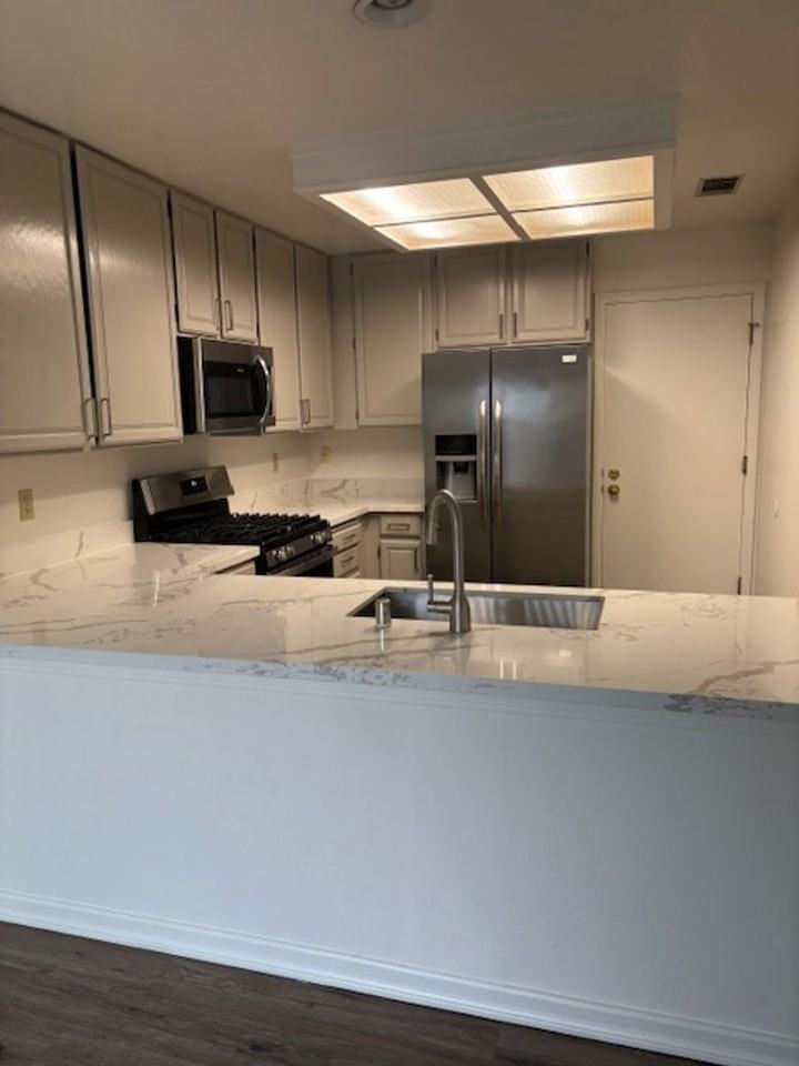 4085 Stanley Blvd - Photo 2 of 22