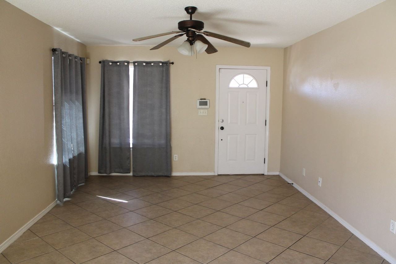 4608 Lorenzo Ponce Dr - Photo 3 of 18