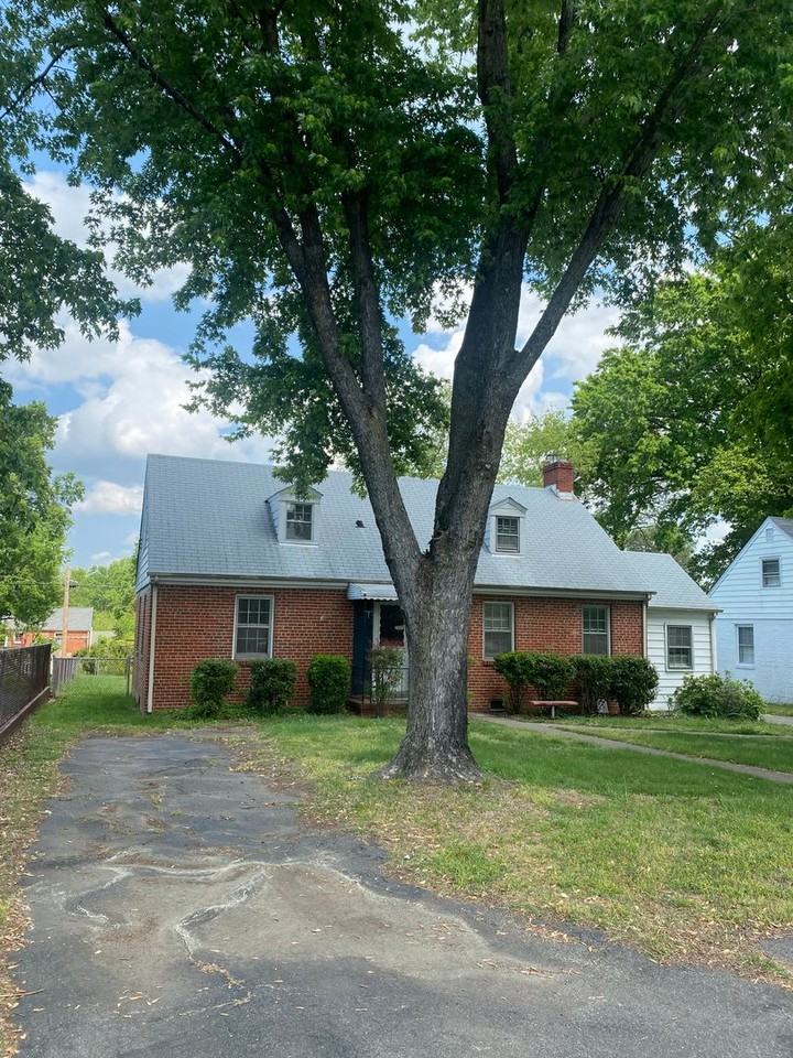 6410 Monument Ave - Photo 2 of 25