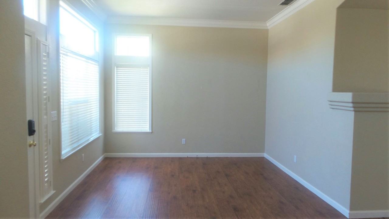 4412 Moreau Ct - Photo 2 of 12