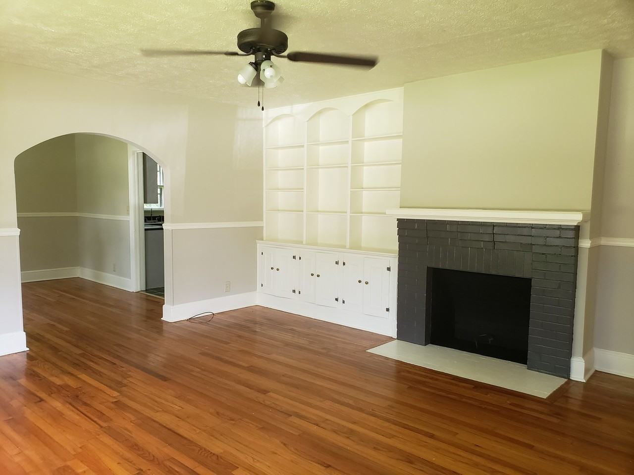 1210 2nd Ave - Photo 4 of 11