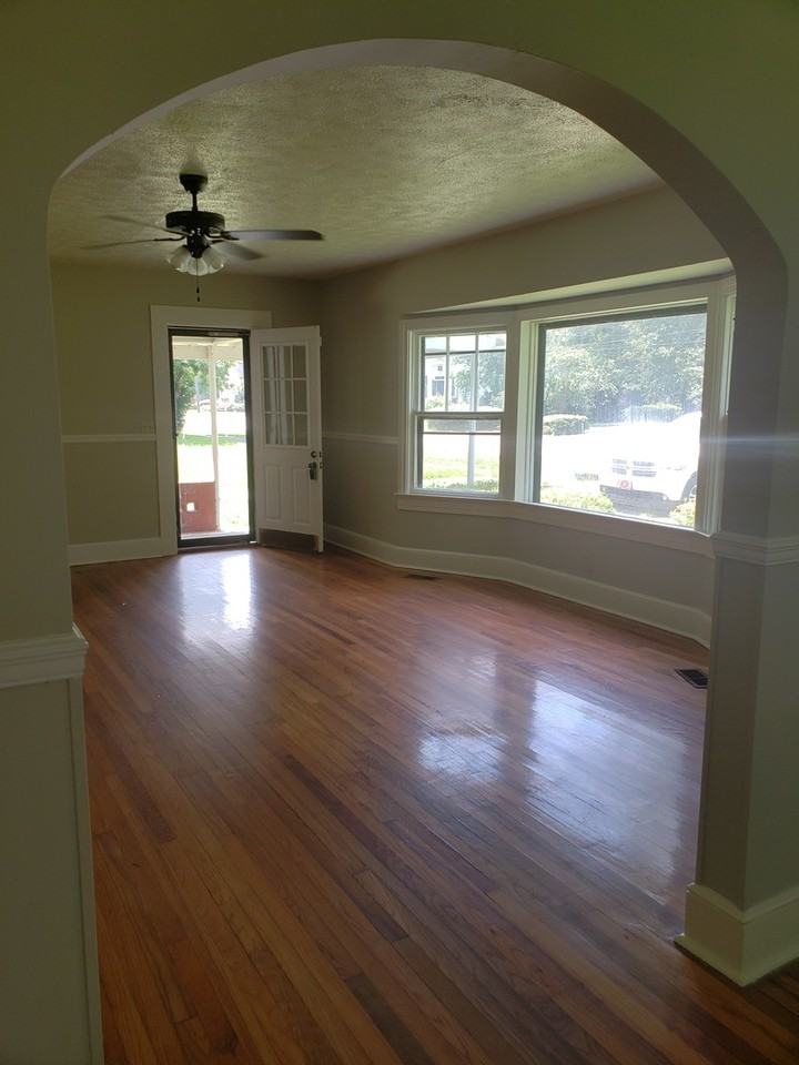 1210 2nd Ave - Photo 5 of 11