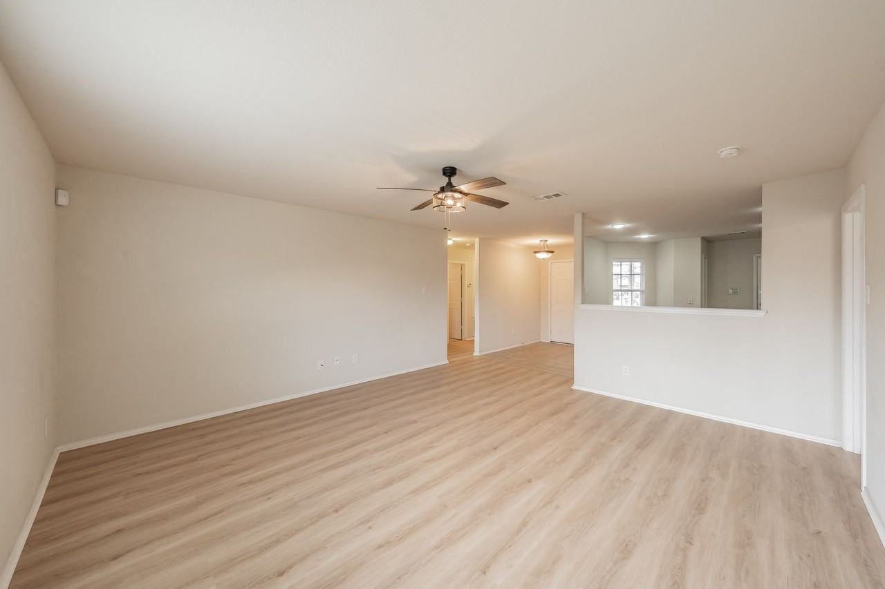 9020 Adler Trl - Photo 4 of 27