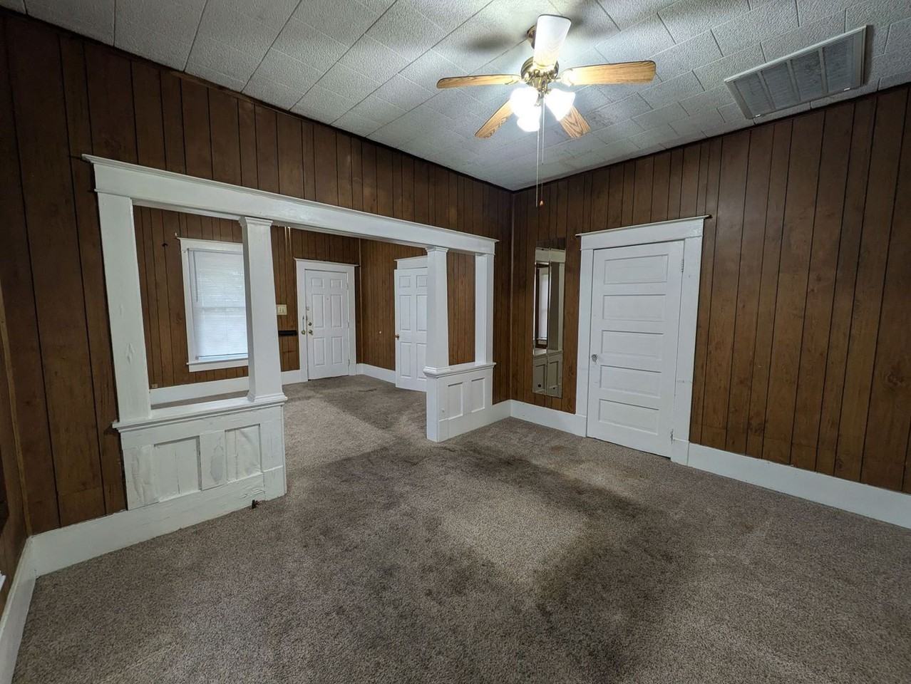 1819 10th St - Photo 4 of 15