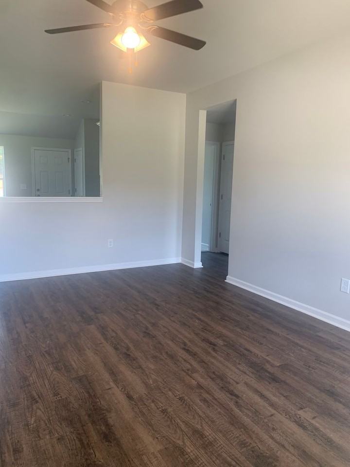 144 Lakeside Way - Photo 3 of 20