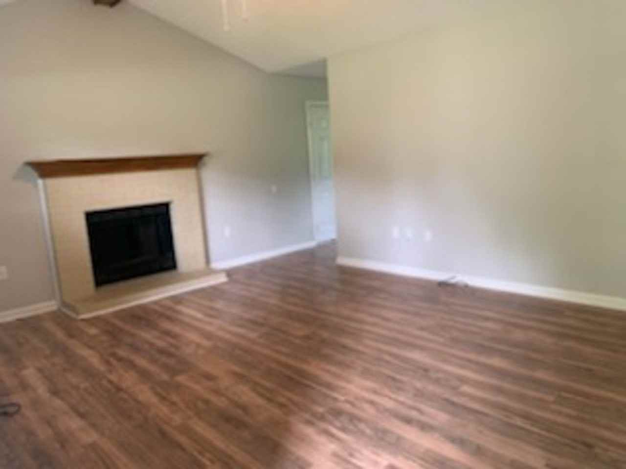 105 Gibbon Dr - Photo 2 of 16