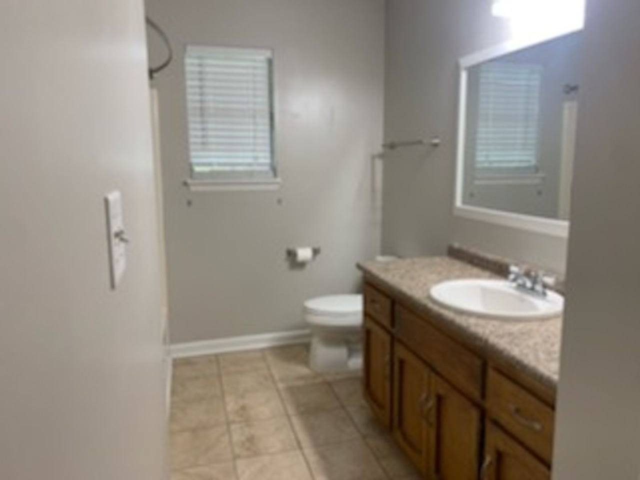 105 Gibbon Dr - Photo 5 of 16