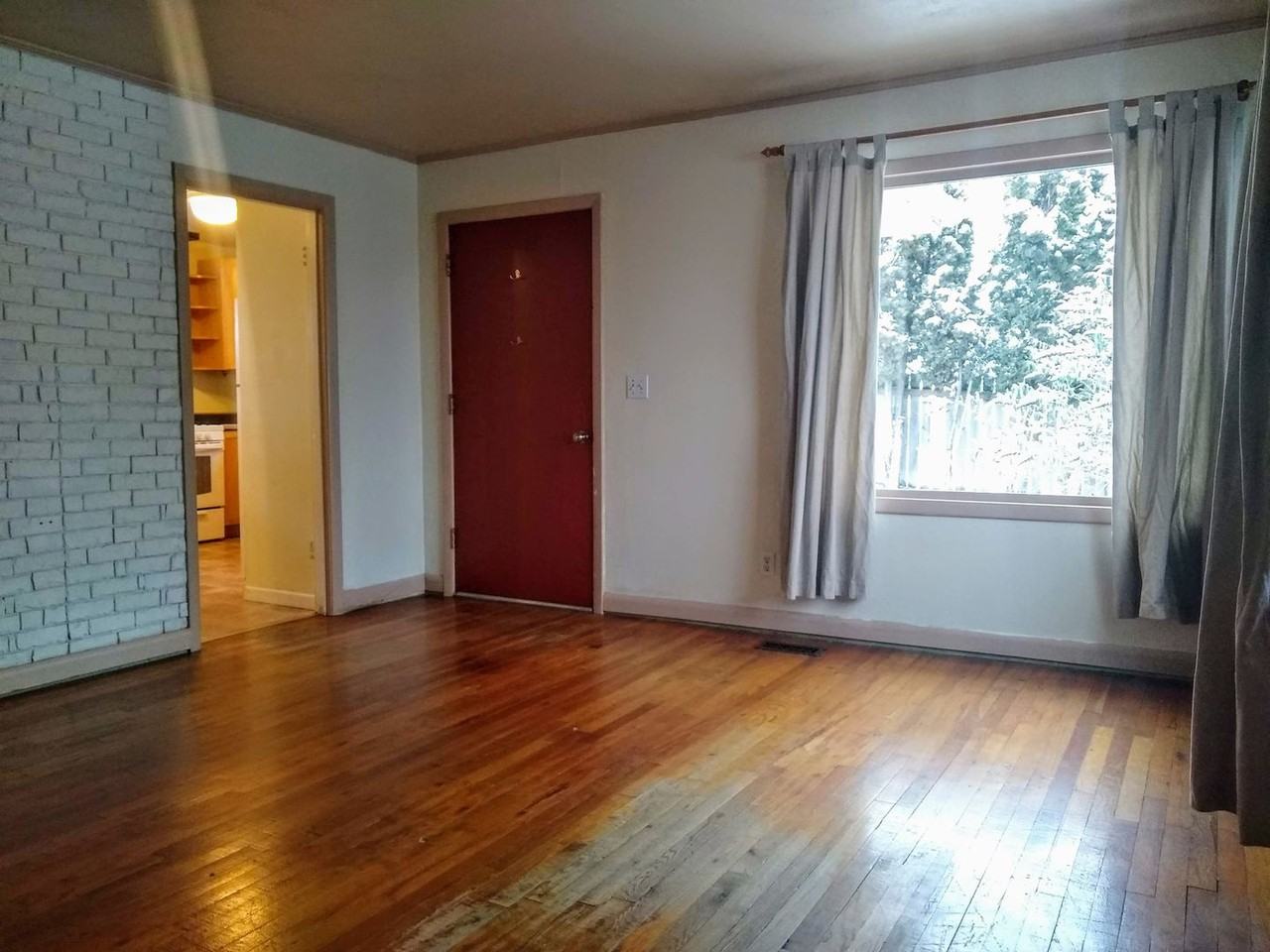 665 E Jewett Blvd - Photo 2 of 12