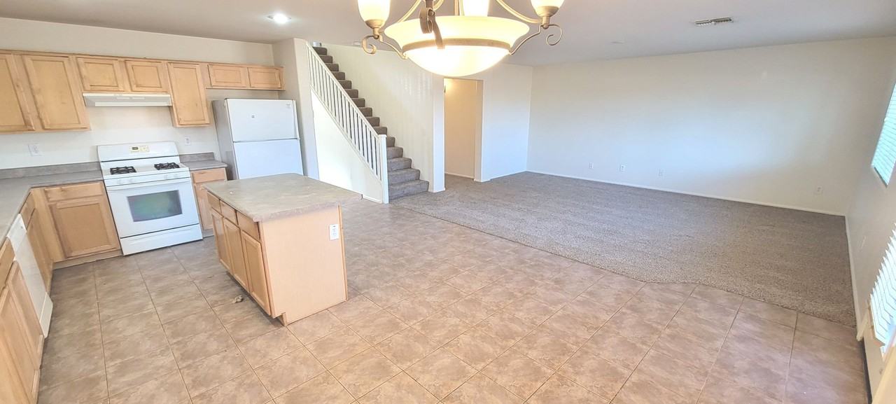 306 W Hereford Dr - Photo 7 of 29