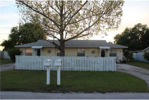 featured image of 856 School St