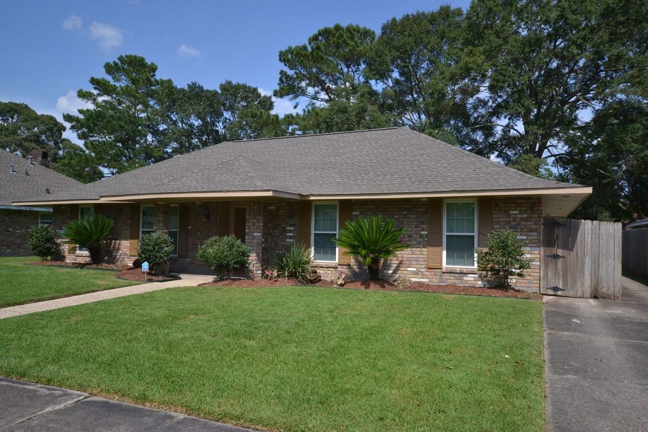 3552 Platt Dr - Photo 4 of 37