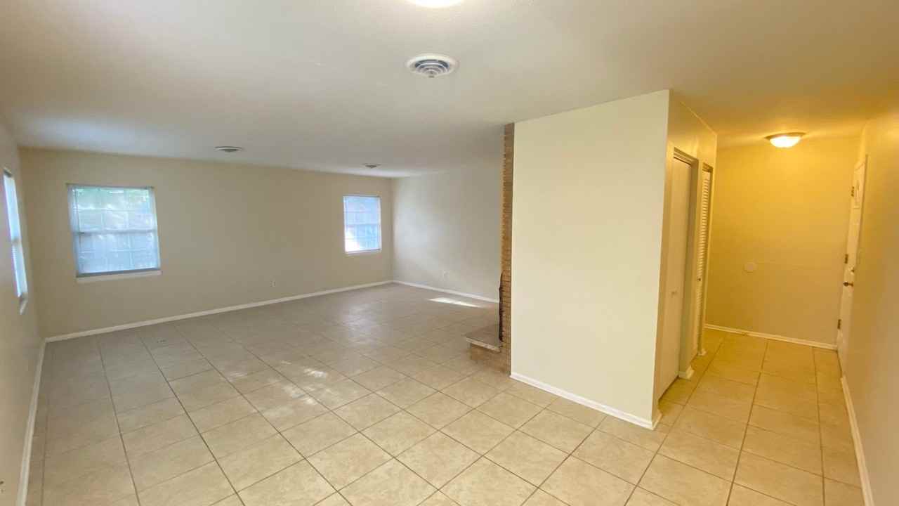 2441 Fifeshire Dr - Photo 6 of 27